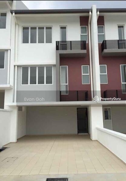 For Sale - Laman & Bayu Townhouse Puchong
