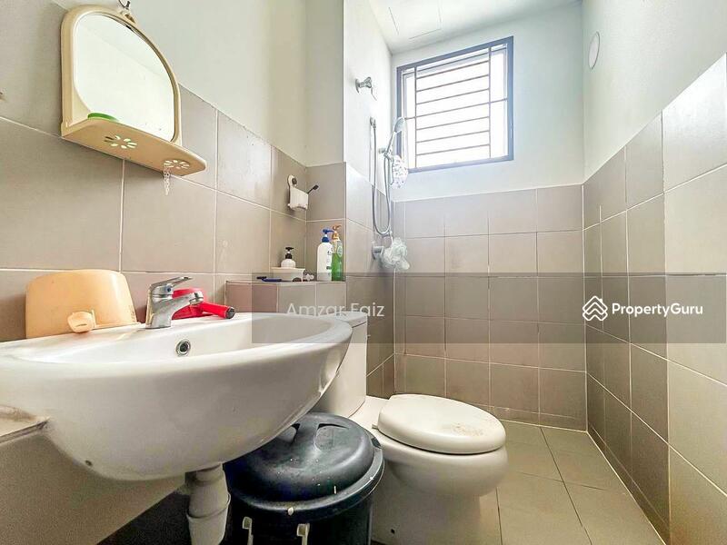 2-storey Terraced House for Sale in Bandar Puncak Alam (Puncak Alam) - Amzar Faiz - PropertyGuru.com.my