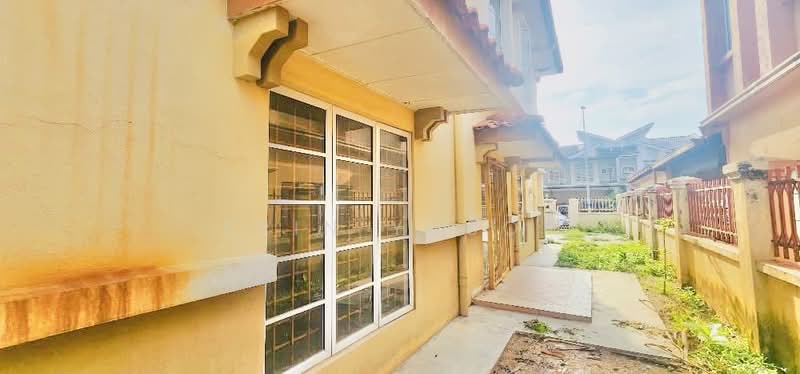 Semi-Detached House for Rent in D'Kayangan (Shah Alam) - Erin Yusof - Exterior - PropertyGuru.com.my
