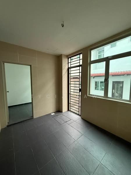 Bandar putra ioi kulai untuk Untuk Dijual - RM 648,000, Mac 2026 - PropertyGuru.com.my