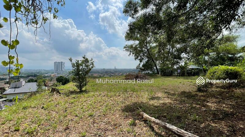 Pemandangan Hebat: Tanah di atas bukit dengan view yang menawan. Bayangkan menikmati sunset/sunrise