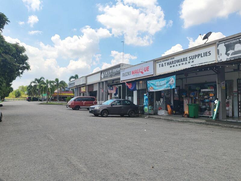 For Rent - Taman pasir putih