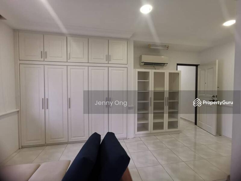 For Sale - Big And Luxury Bungalow At Air Tawar, Penang For Sale