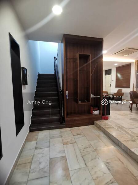 For Sale - Big And Luxury Bungalow At Air Tawar, Penang For Sale