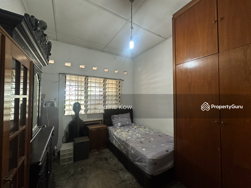 For Sale - Terrace house at Seksyen 14