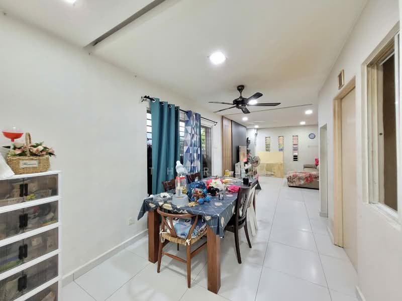Rumah Teres untuk Dijual di Taman Dagang Permai (Ampang) - Esther Yee - Dining Room - PropertyGuru.com.my