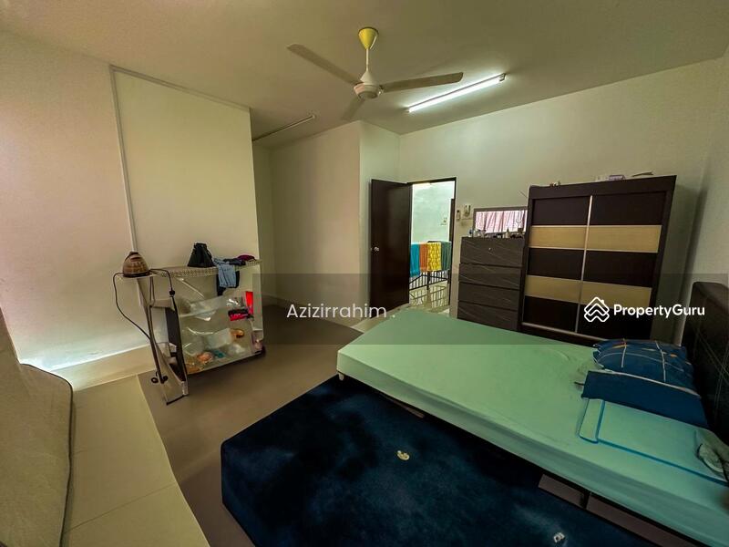 Untuk Dijual - 2 Storey Intermediate Terrace Saujana KLIA, Kota Warisan Dengkil