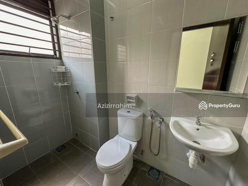 Untuk Dijual - 2 Storey Intermediate Terrace Saujana KLIA, Kota Warisan Dengkil