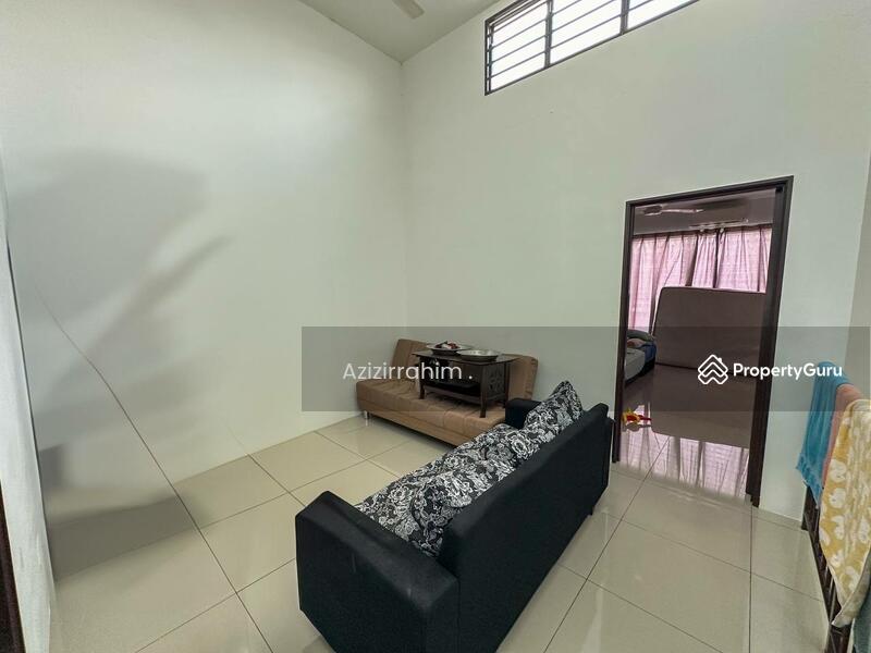 Untuk Dijual - 2 Storey Intermediate Terrace Saujana KLIA, Kota Warisan Dengkil