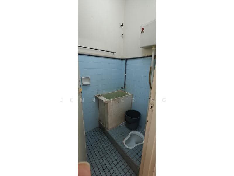 Rumah Teres 2-Tingkat untuk Disewa di SS19 (Subang Jaya) - Jennifer Ng - Bathroom - PropertyGuru.com.my