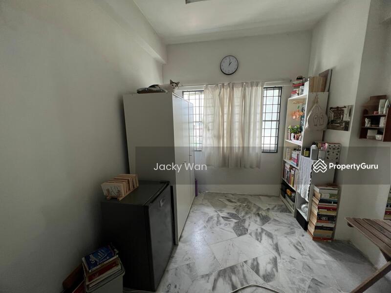 Untuk Dijual - Meadow Park 3