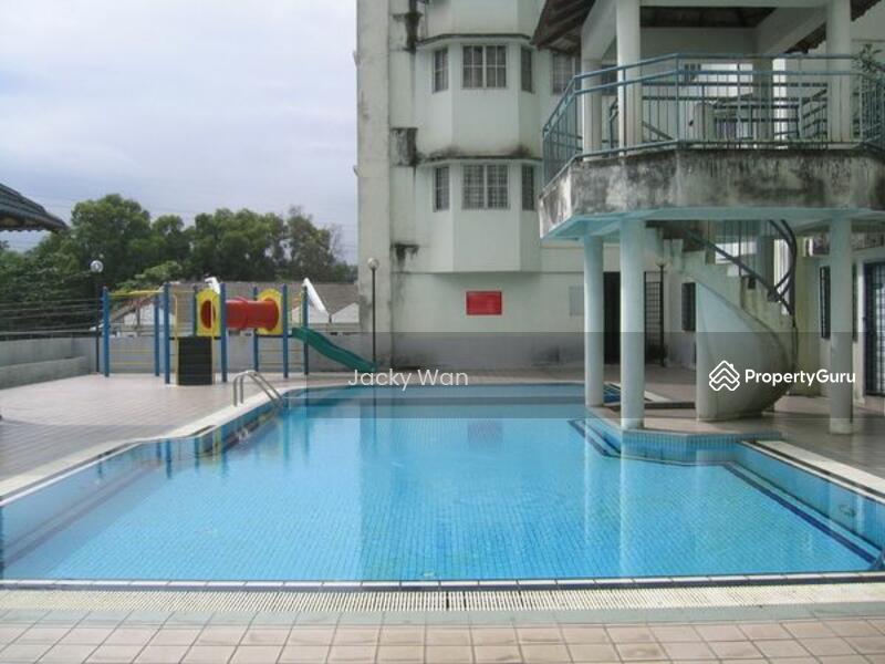 Untuk Dijual - Meadow Park 3