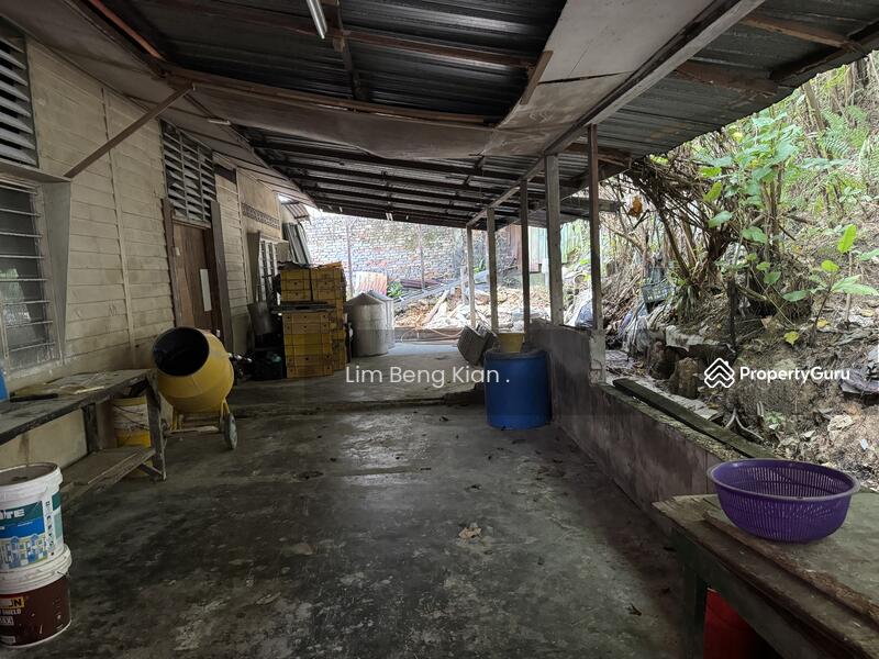 For Sale - Single storey corner lot bungalow kampung tasik permai Ampang