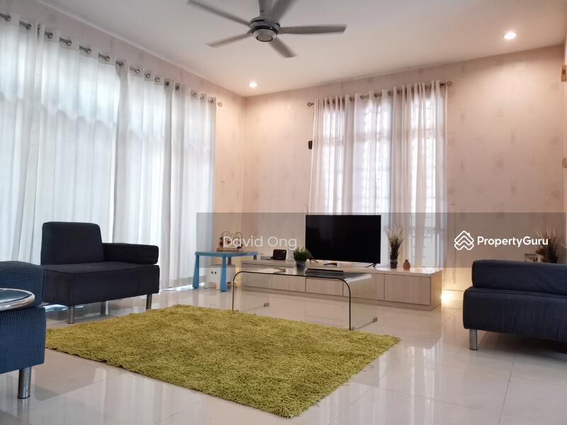For Sale - taman austin perdana, super huge private garden, mini bangalow