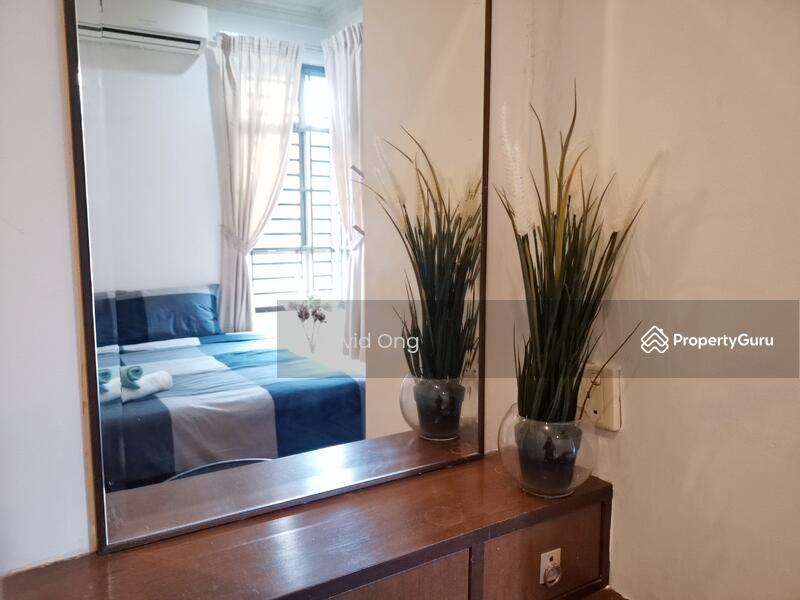 For Sale - taman austin perdana, super huge private garden, mini bangalow
