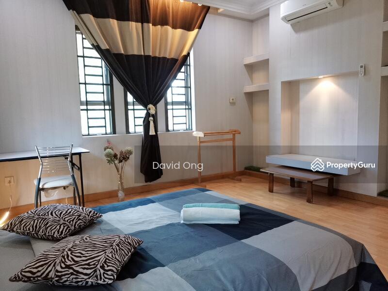 For Sale - taman austin perdana, super huge private garden, mini bangalow
