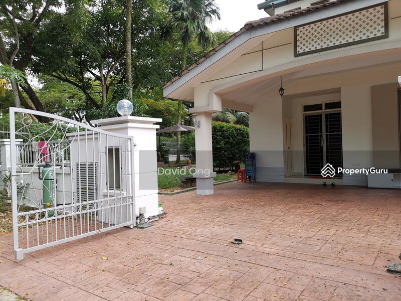 For Sale - taman austin perdana, super huge private garden, mini bangalow