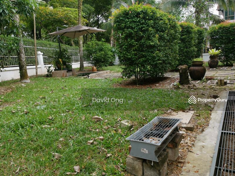 For Sale - taman austin perdana, super huge private garden, mini bangalow