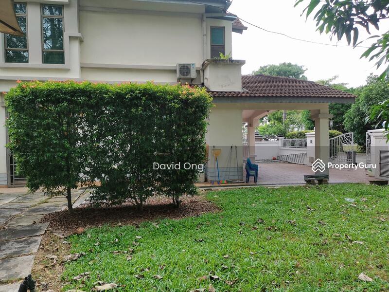 For Sale - taman austin perdana, super huge private garden, mini bangalow