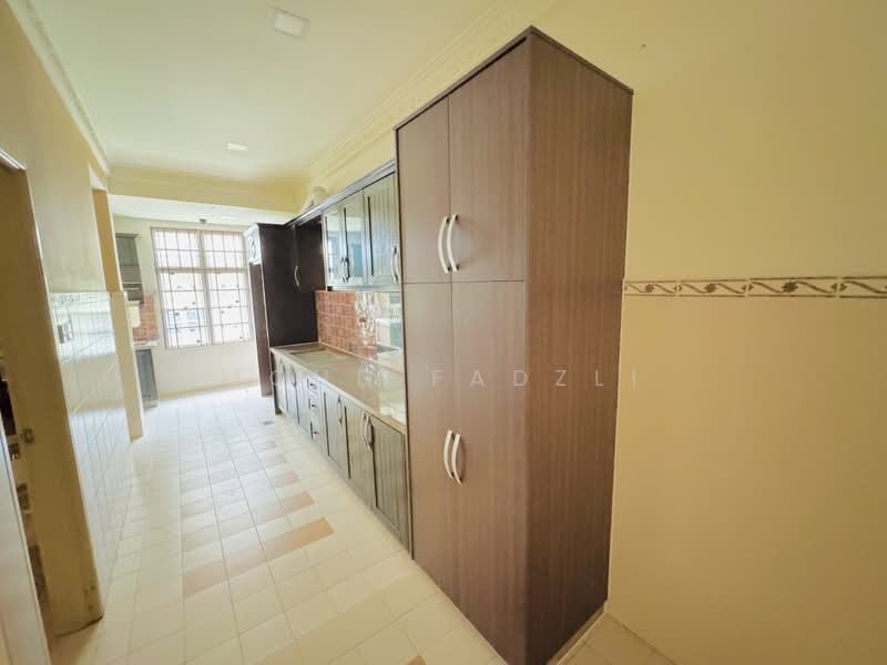 Rumah Teres 2 Tingkat untuk Dijual di Denai Alam (Shah Alam) - Mohd Fadzli - Kitchen - PropertyGuru.com.my