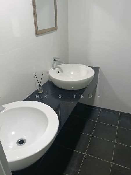 Servis Apartment untuk Disewa di Maritime Suite - Chris Teoh - Bathroom - PropertyGuru.com.my