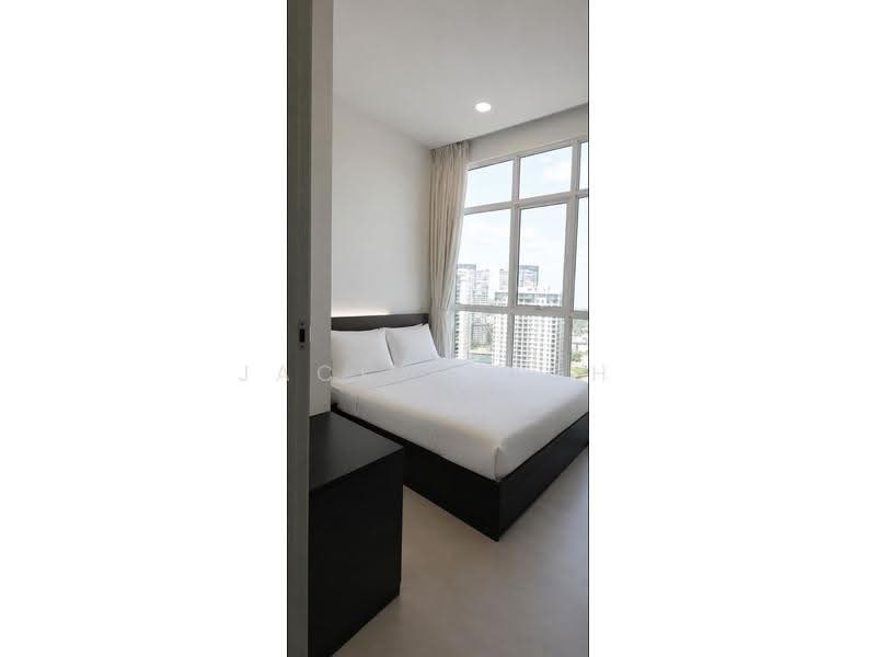 Kediaman Servis untuk Dijual di Straits Garden Suite - Jacky Yeoh - Bedroom - PropertyGuru.com.my
