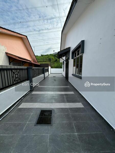 Untuk Dijual - double storey endlot@ taman daiman jaya