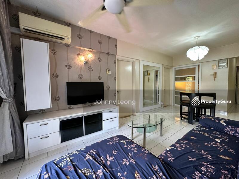 For Rent - Arena Green