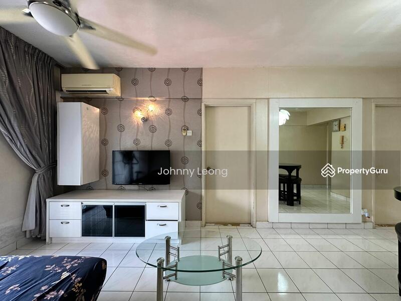 For Rent - Arena Green