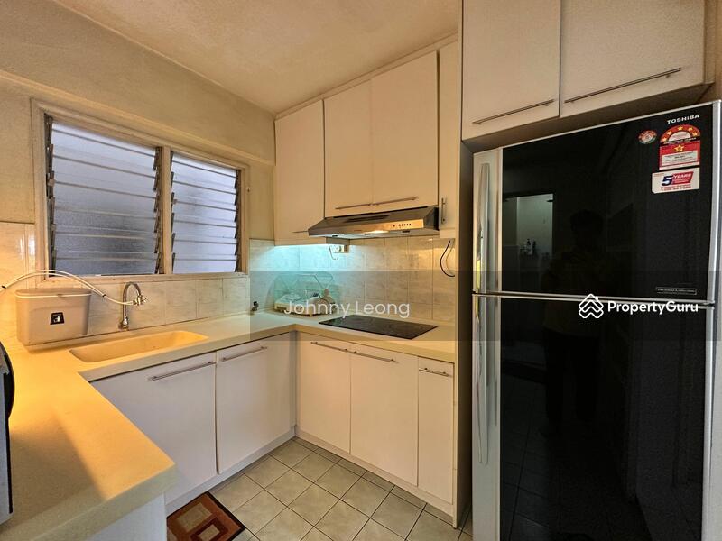 For Rent - Arena Green