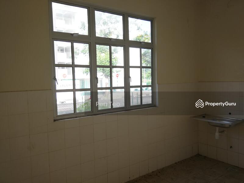 Rumah Teres 2-Tingkat untuk Dijual di Teluk Kumbar (Penang) - Pen Teo - PropertyGuru.com.my