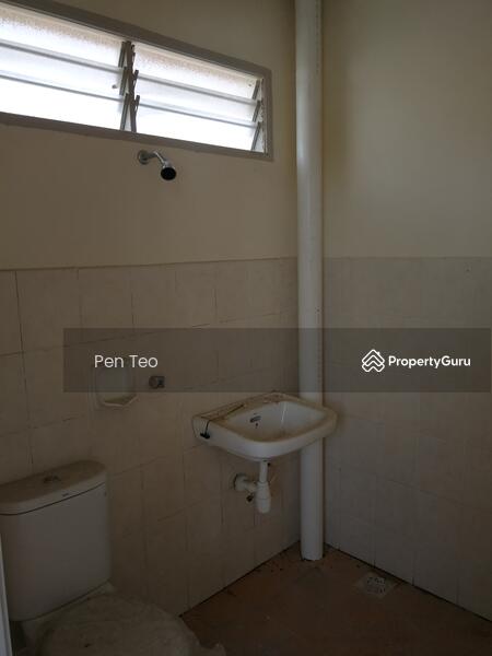 Rumah Teres 2-Tingkat untuk Dijual di Teluk Kumbar (Penang) - Pen Teo - PropertyGuru.com.my