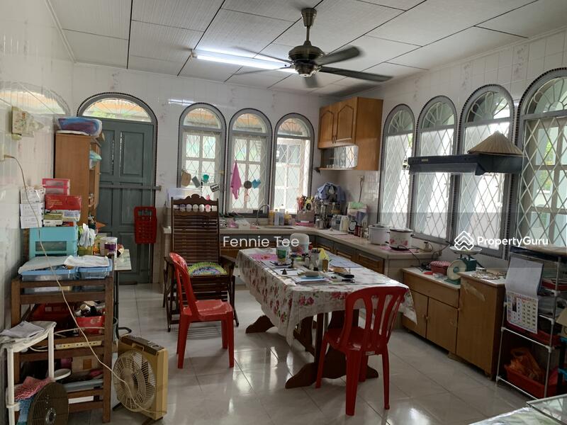 Untuk Dijual - Jalan Sultan Abdullah Bungalow House For Sale