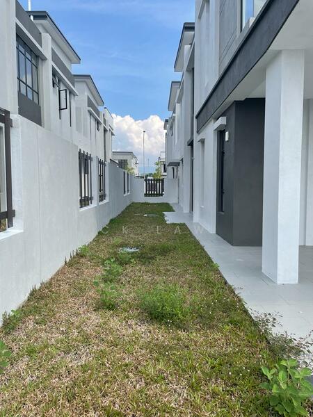 Rumah Kluster untuk Dijual di Setia Ecohill (Semenyih) - CK Law - PropertyGuru.com.my