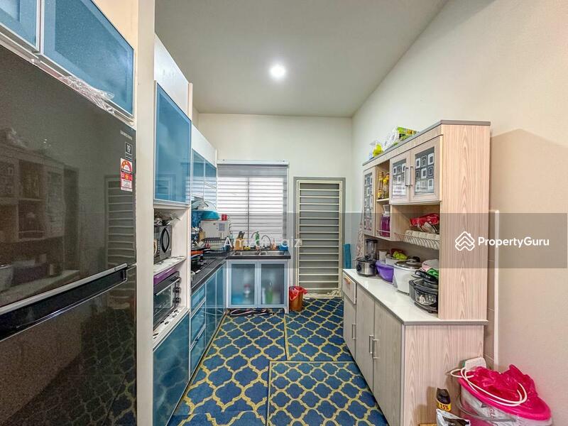 Rumah Teres 2-Tingkat untuk Dijual di Taman Dahlia (Sepang) - Amzar Faiz - PropertyGuru.com.my