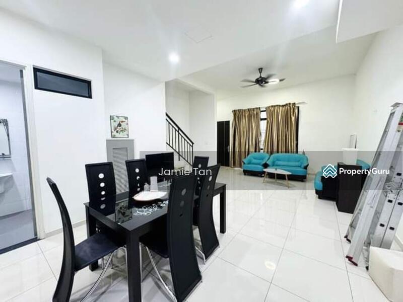 Eco Summer Ecos Summers, Jalan Ekoflora, Taman Mount Austin, Tebrau