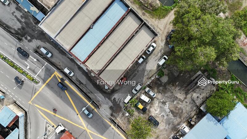 For Sale - 3-Storey Terrace shoplot Raja Uda Mainroad commercial land
