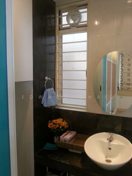 Kondominium untuk Dijual di Ritze Perdana 1 - Edward Chai - Bathroom - PropertyGuru.com.my
