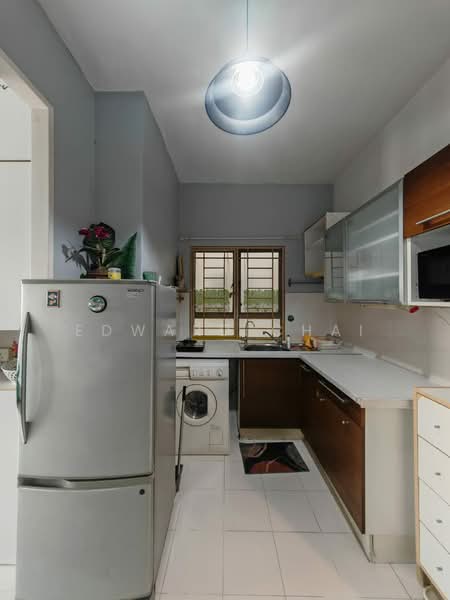Kondominium untuk Dijual di Ritze Perdana 1 - Edward Chai - Kitchen - PropertyGuru.com.my