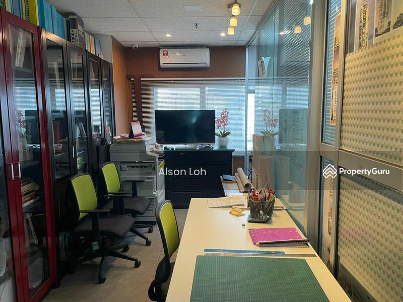 Untuk Dijual - Menara Uncang Emas