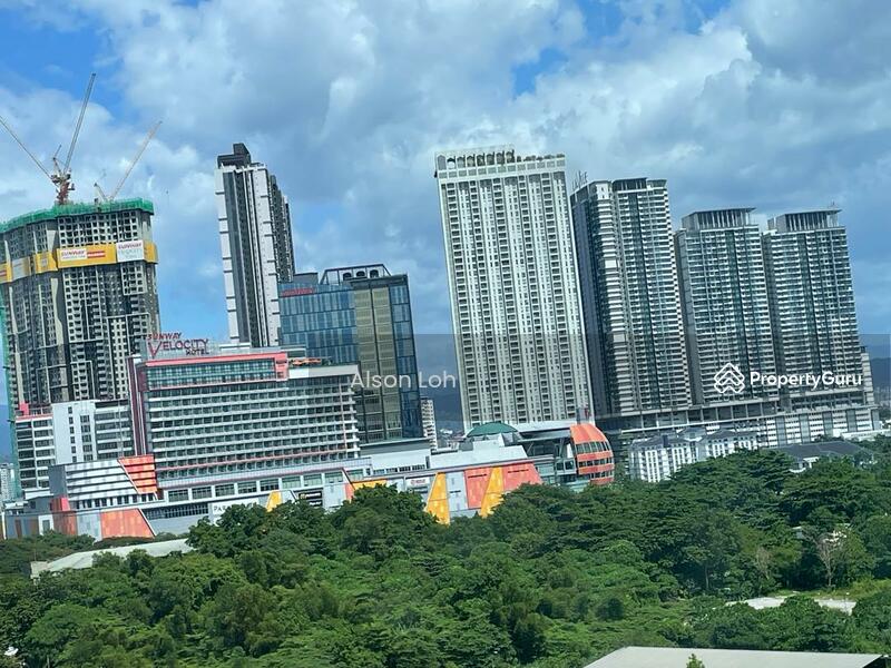 Untuk Dijual - Menara Uncang Emas
