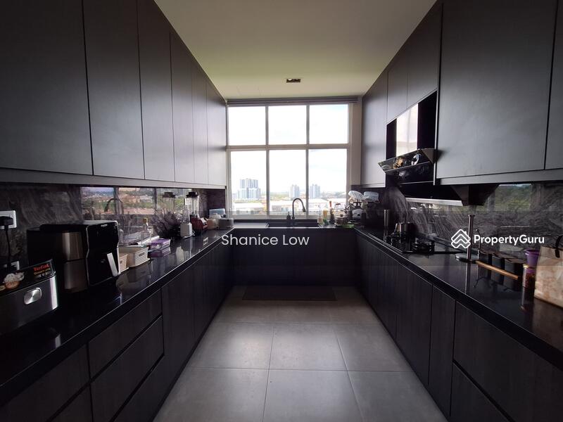 For Sale - Seri Puteri Hills Town Villa & Condominium