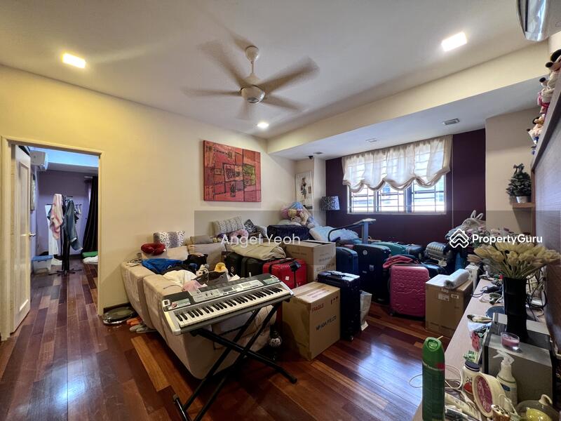 For Sale - Alam Damai