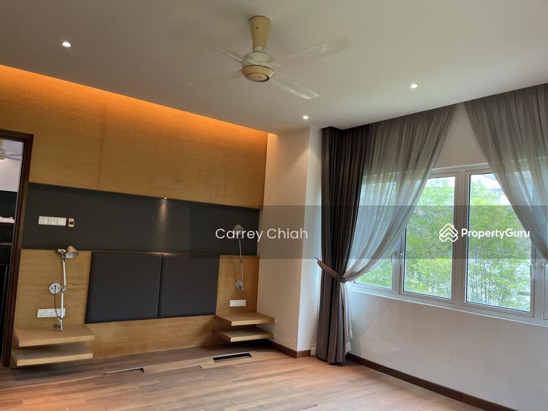 For Sale - Puteri 11