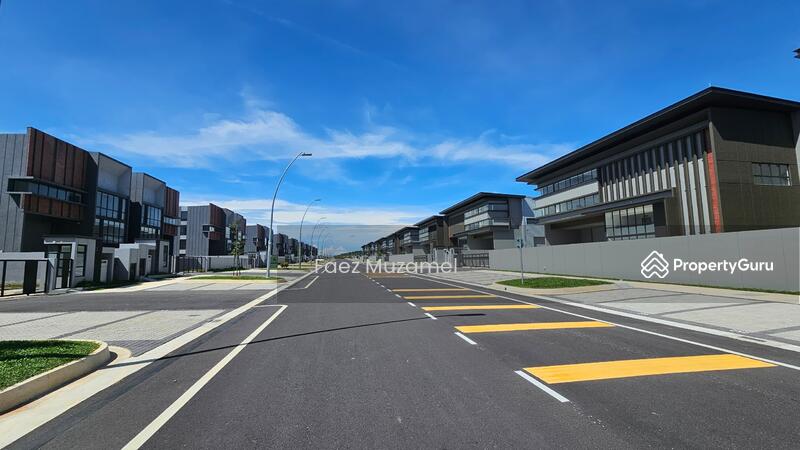 For Rent - Elmina Business Park, The Twin Factory 70ft x 160ft