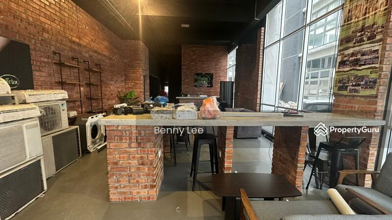 Untuk Disewa - Equine Boulevard