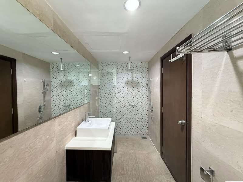 Servis Apartment untuk Disewa di Regalia Residence - CL Chin - Bathroom - PropertyGuru.com.my