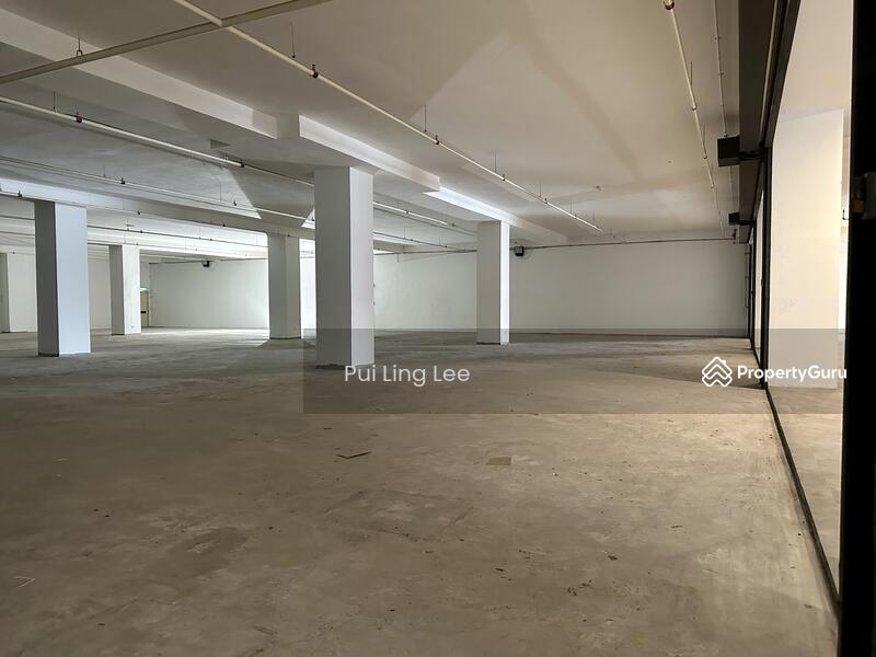 For Rent - Emporis Anchor Retail Shop