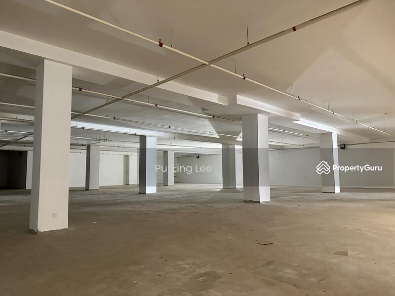 For Rent - Emporis Anchor Retail Shop