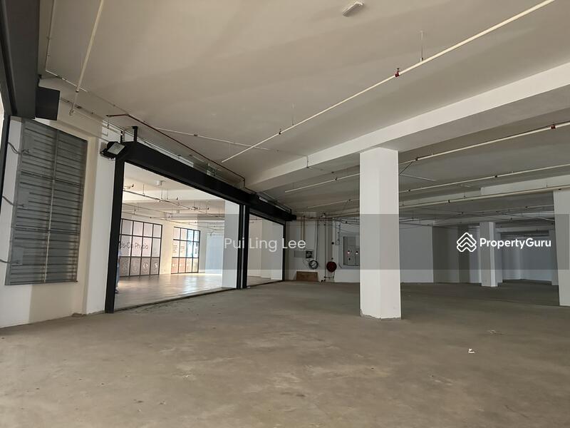 For Rent - Emporis Anchor Retail Shop